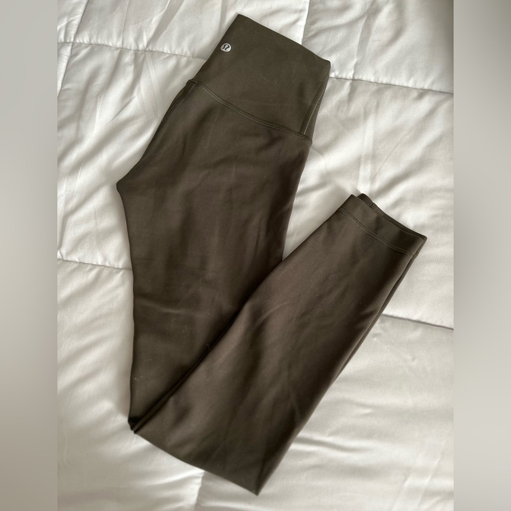 NWT Lululemon Hunter Green Leggings size 2 - 25"